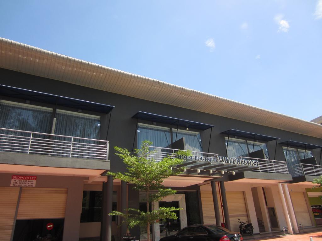 Waterfront Boutique Hotel Port Dickson Eksteriør bilde