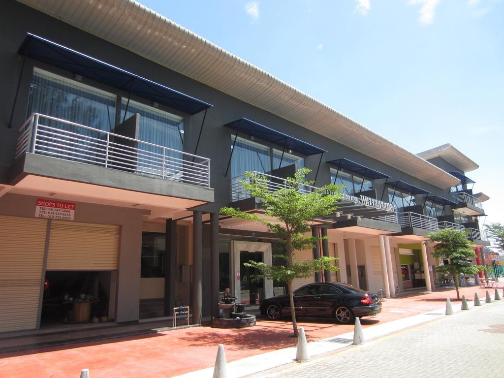 Waterfront Boutique Hotel Port Dickson Eksteriør bilde