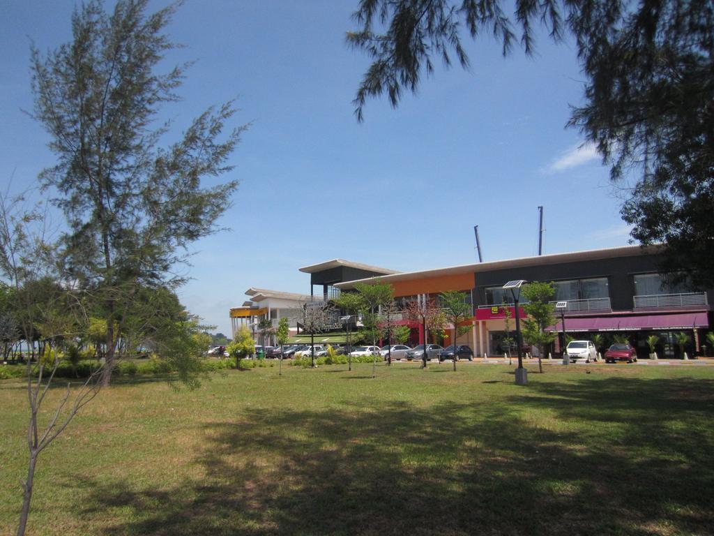 Waterfront Boutique Hotel Port Dickson Eksteriør bilde